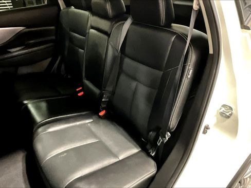 Used 2021 Nissan Murano SL w/ SL Moonroof Package image 16