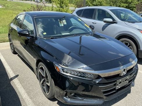 Used 2021 Honda Accord Sport image 4