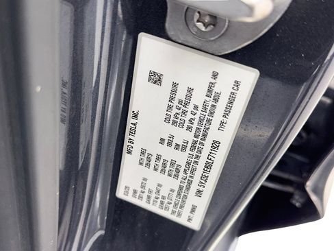 Used 2020 Tesla Model 3 Long Range AWD/4WD image 48