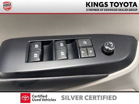 Used 2019 Toyota Highlander Limited Platinum image 25