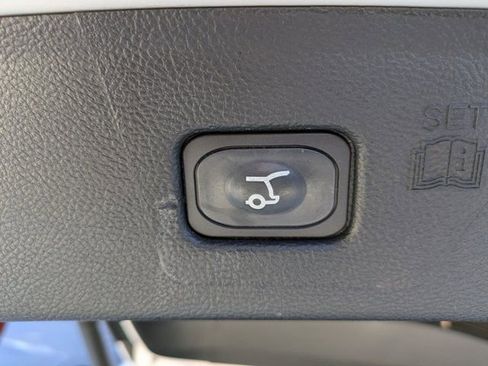 Certified 2022 Ford Edge SEL w/ Convenience Package image 19