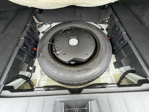 Used 2018 Nissan Murano SL w/ Midnight Edition Package FWD image 23