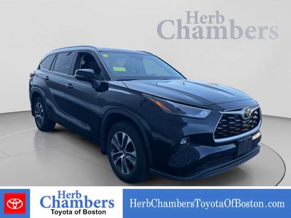 Used 2022 Toyota Highlander XLE