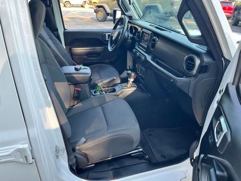 Used 2022 Jeep Wrangler Unlimited Sport AWD/4WD image 22