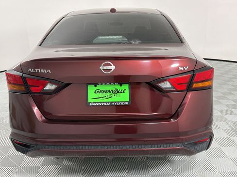 Used 2023 Nissan Altima 2.5 SV FWD image 10