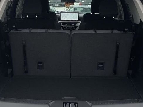 New 2026 Ford Explorer Active image 10