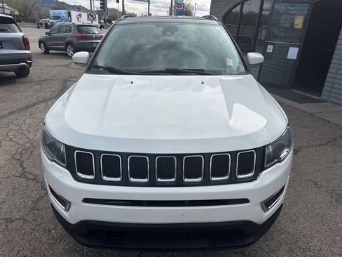 Used 2021 Jeep Compass Limited AWD/4WD image 9
