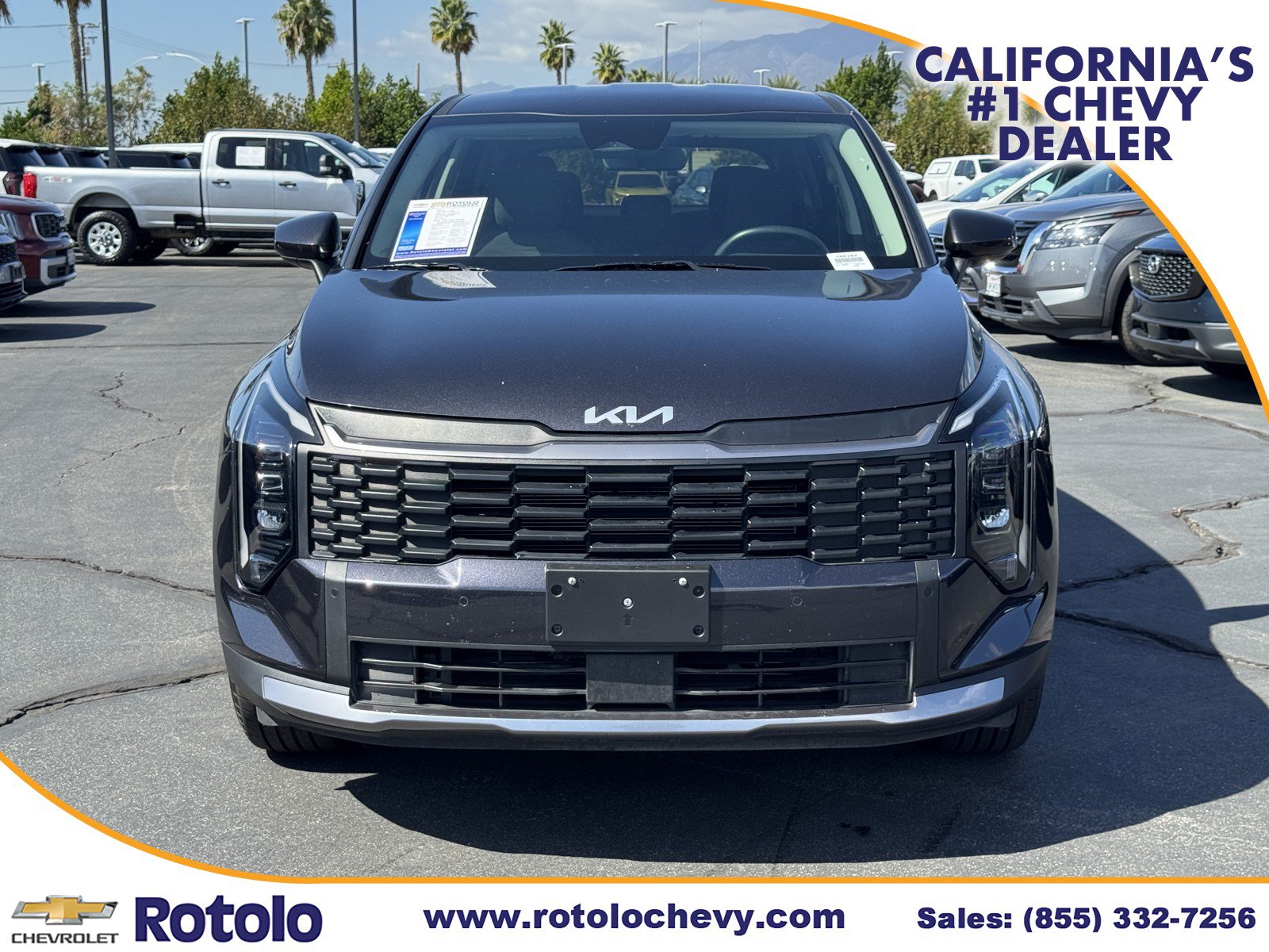 Used 2026 Kia Sportage LX FWD image 2