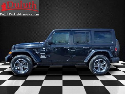 Used 2023 Jeep Wrangler Unlimited Sahara AWD/4WD image 2