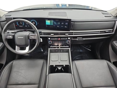 Used 2025 Hyundai Santa Fe SEL FWD image 9