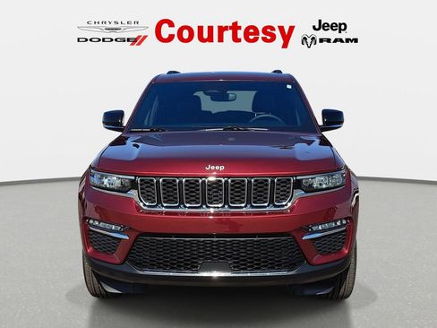 Certified 2024 Jeep Grand Cherokee Limited image 9