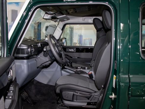 Used 2024 INEOS Grenadier image 20