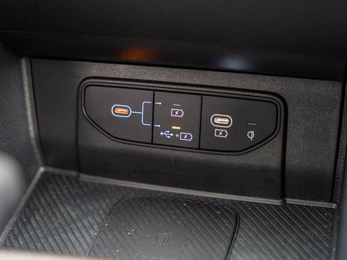 Used 2026 Kia Sportage EX w/ EX Panorama Roof Package image 31