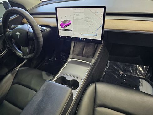 Used 2021 Tesla Model Y Long Range AWD/4WD image 5