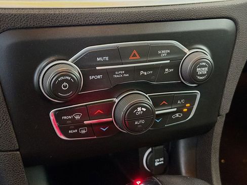 Used 2022 Dodge Charger GT image 18