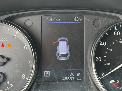 Used 2020 Nissan Rogue SV AWD/4WD image 30
