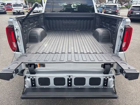 Used 2021 GMC Sierra 1500 SLT AWD/4WD image 40