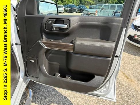 Used 2021 Chevrolet Silverado 1500 RST w/ Convenience Package II AWD/4WD image 46