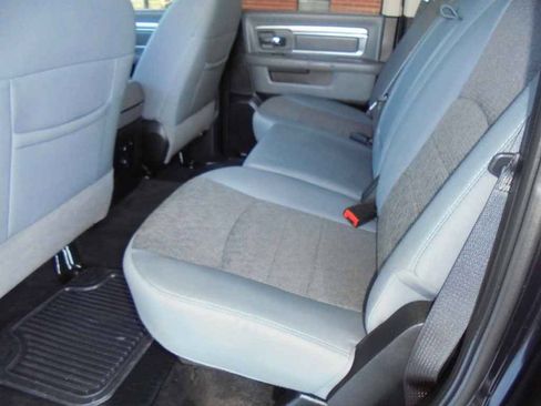 Used 2018 RAM 1500 Big Horn AWD/4WD image 9