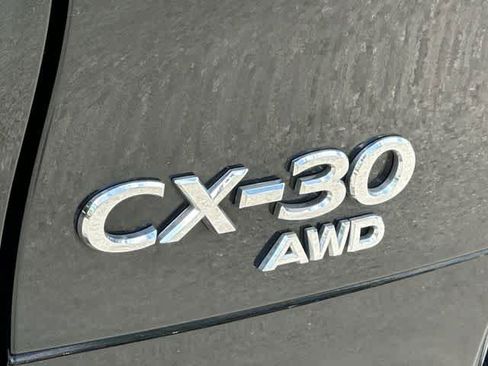 Used 2024 MAZDA CX-30 AWD 2.5 S w/ Select Sport Pkg image 18