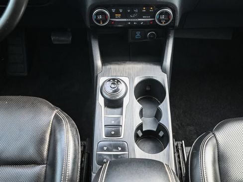 Used 2021 Ford Escape Titanium AWD/4WD image 34