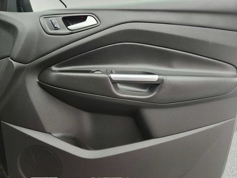 Used 2015 Ford Escape Titanium w/ Equipment Group 301A AWD/4WD image 28