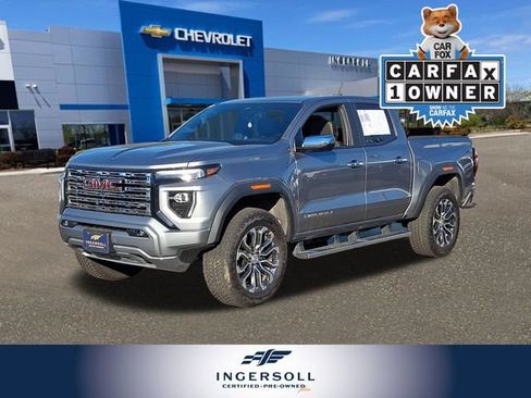 Used 2026 GMC Canyon Denali AWD/4WD image 1