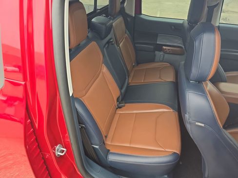 Used 2022 Ford Maverick Lariat w/ Lariat Luxury Package image 11