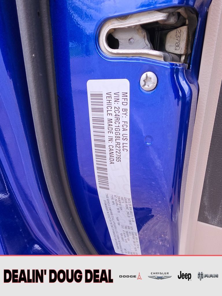 Used 2020 Chrysler Pacifica Limited FWD image 31