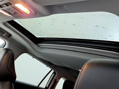 Certified 2022 Toyota Highlander XLE image 36