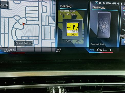 Used 2023 BMW 330i Sedan w/ Driving Assistance Package RWD image 24