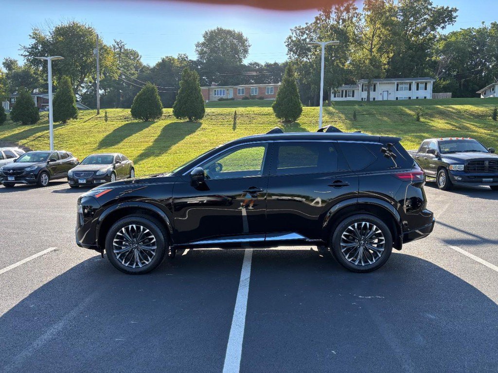 Used 2026 Nissan Rogue Platinum w/ Platinum Premium Package AWD/4WD image 6