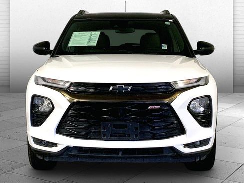 Used 2023 Chevrolet TrailBlazer RS AWD/4WD image 2