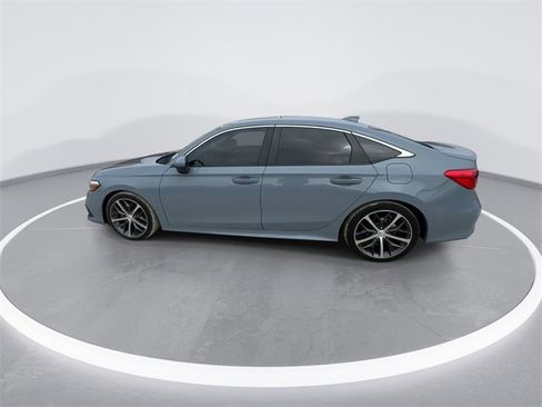 Used 2024 Honda Civic Touring image 7