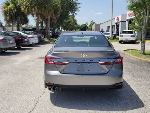 New 2026 Toyota Camry SE w/ Convenience Package FWD image 5