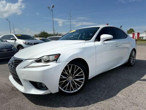 Used 2014 Lexus IS 250 w/ Navigation Package RWD image 9