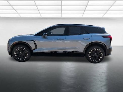 New 2026 Chevrolet Blazer EV RS w/ Super Cruise Package image 36