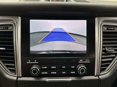 Used 2018 Porsche Macan S AWD/4WD image 17