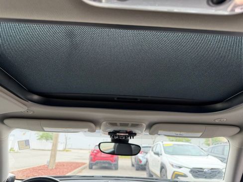 Used 2019 MINI Cooper Clubman S w/ Premium Package image 19