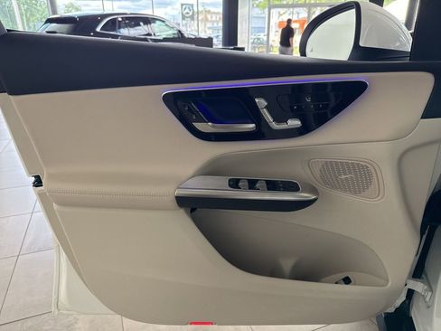 Certified 2025 Mercedes-Benz GLC 300 4MATIC image 15