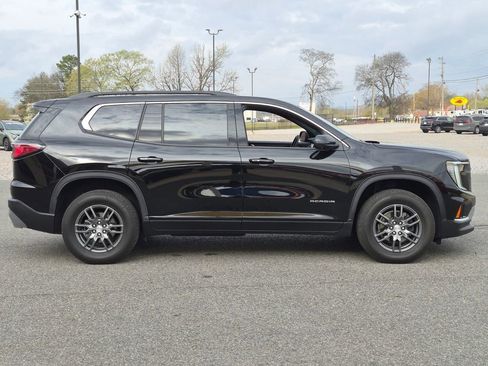 Used 2025 GMC Acadia Elevation image 6