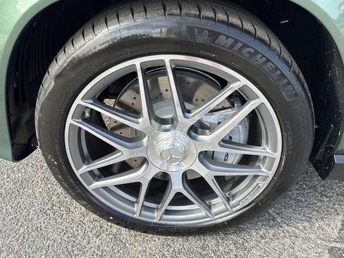 New 2026 Mercedes-Benz GLE 53 AMG 4MATIC image 9