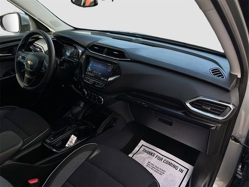 Used 2023 Chevrolet TrailBlazer LT w/ Convenience Package image 28