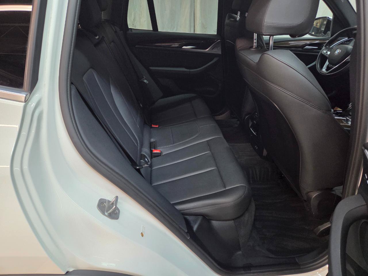 Used 2020 BMW X3 xDrive30i AWD/4WD image 15