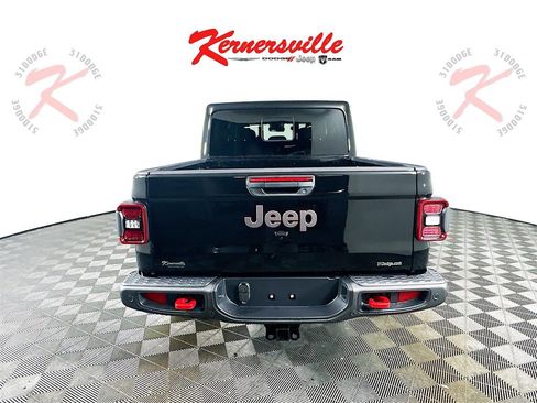 New 2025 Jeep Gladiator Rubicon image 6