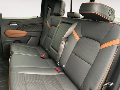 New 2026 GMC Canyon AT4 w/ Technology Plus Package AWD/4WD image 24