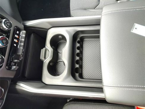 New 2026 RAM 1500 Big Horn w/ Night Edition image 25