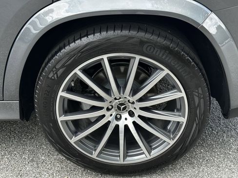 Certified 2025 Mercedes-Benz GLS 450 4MATIC image 24