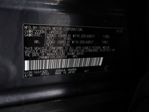 Used 2025 Toyota RAV4 XLE image 46