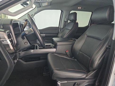 Used 2024 Ford F250 Lariat image 25
